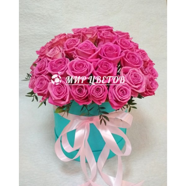 Коробка круглая с розами flowerbox