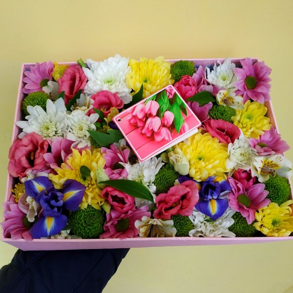 Коробка с цветами микс